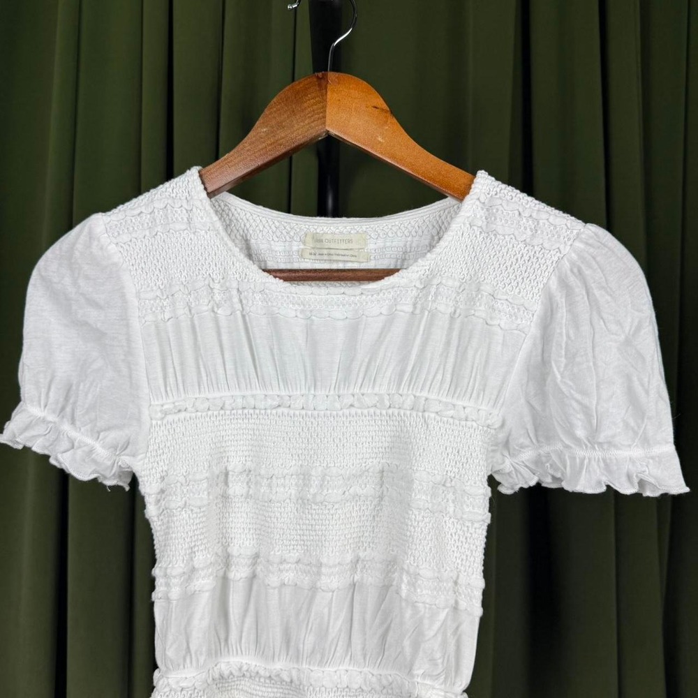 Urban Outfitters White Smocked Ruffle Crop Top Short Puff Sleeve Boho Womens M